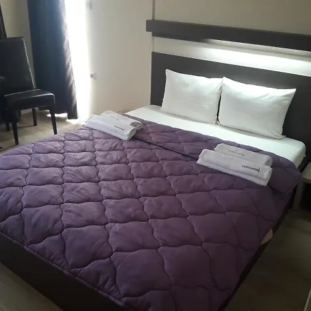 Prenociste Konstantin 2008 Guest house Nis